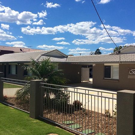 Bottletree Apartments On Garget Toowoomba Pokoj fotografie